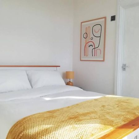 Cosy, Elegant Apartment In Heart Of Ludlow Town المظهر الخارجي الصورة